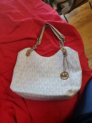 Michael Kors Fulton Large Logo Vanilla Signature Shoulder Bag • $69