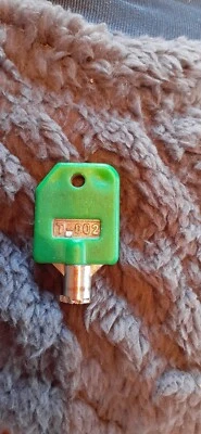 $10 • Buy T-002 GREEN Vending Key Fits Multiple Machines 1-800,LYPC,V-line NEW