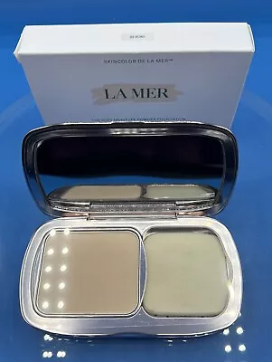 La Mer The Soft Moisture Powder Foundation SPF 30 - #02 Ecru • $46