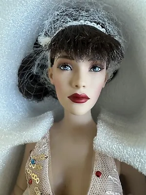 Tonner Celebrating Beautiful Views UFDC 2023 LE Lacie Churchill 16  Fashion Doll • $349