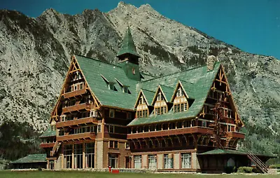 Vintage Postcard Prince Of Wales Hotel Waterton Ntl Park Alberta Canada Mountain • $3.86