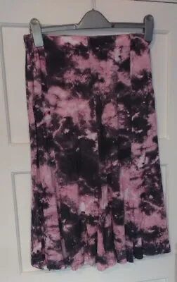 Pink Tie Dye Pink Galaxy Knee Length Skirt (Size 10) • £4.50