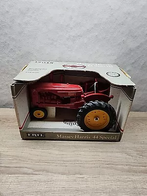 Toy Vintage ERTL Massey-Harris 44 Special Farm Tractor 1:16 Scale  EXCELLENT • $42