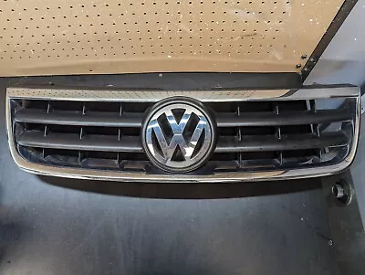 04-2007 Volkswagen Touareg Grille Gril & Emblem Badge  • $134.99