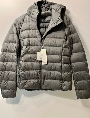 $40 • Buy Uniqlo Ultra Light Down Jacket - Black - Size S - New With Tags