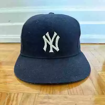 Vintage 90s New York Yankees New Era Fitted Cap Made In USA Size 7.5 • $39.99