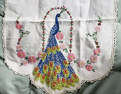 FREE SHIP Vintage Hand Embroidered/Crocheted Linen Peacock Dresser Scarf/Runner • $19.99