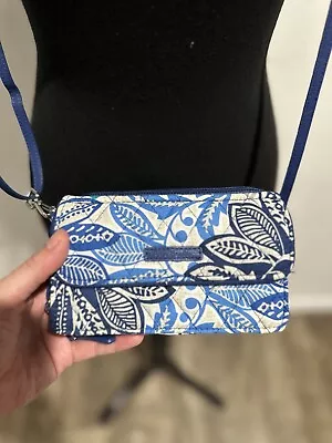 Vera Bradley All In One Crossbody • $25