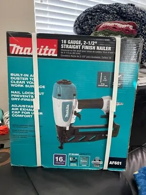 Makita 16-Gauge 2-1/2 In. Pneumatic Straight Finish Nailer AF601 New!!! • $120