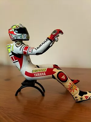Minichamps 1/12 Scale Diecast - 312 050086 Valentino Rossi Sitting Moto GP 2005 • £20
