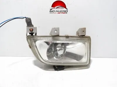 Mazda 323 Bj 98-03 Front Fog Light Right (has Hole At Back) • $22.33