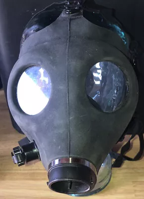 Surplus Military Surplus M15 Gas Mask Size Med • $75