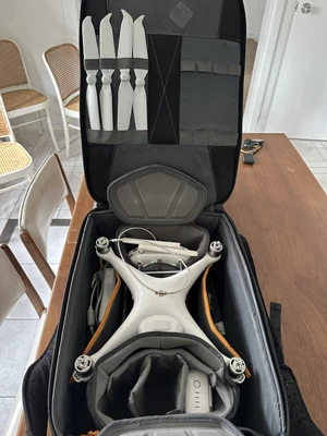 $555 • Buy Drone DJI Phantom 4 Pro
