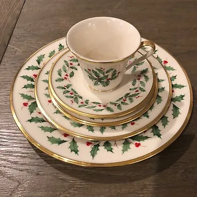 Lenox Holiday China 5 Piece Place Setting-vintage • $60