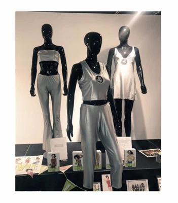 £6900 • Buy SPICE GIRLS SPICE FORCE FIVE MOVIE COSTUMES X 3 Genuine Movie Costumes Rare