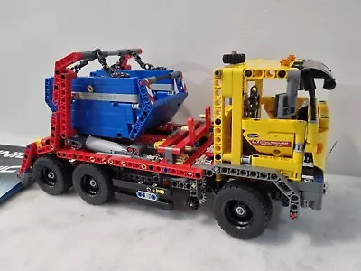 LEGO Technic Set # 42024 Container Truck With Lifting Bin. • $159.50