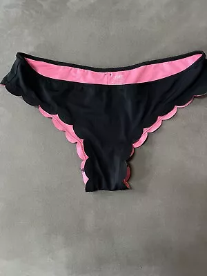 Large L Victoria's Secret PINK Scalloped Black Cheeky Bikini Swim Bottom Bathing • $12.99