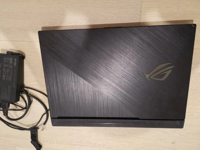 $950 • Buy Asus Rog 17 Inch Gaming Laptop I7 9750h GTX 1650 16gb 512GB SSD
