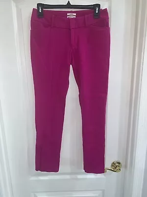 Merona Women' Modern Stretch Fuchsia Pink Pixie Pants Size 2 • $9.95