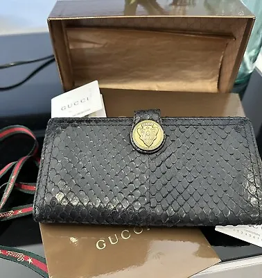 $150 • Buy Authentic Gucci Wallet - Black Leather  (Vintage)