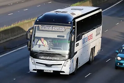 6x4 Glossy Coach Photo BV19 XPM National Express No.54409 • £1.10