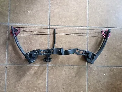 Barnett Archery Vortex Lite Youth Compound Bow Right Handed 18-29lbs • $50