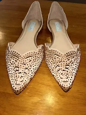 Betsey Johnson Womens Lucy Rhinestone Cutout Flats Shoes Light Gold Size 9 • £56.05