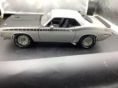 Ertl  1971 Plymouth Cuda # 519 Gd Si Lver And Black Hood  1:18 Scale • $24.99