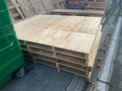 £8 • Buy Timber Wood Shed Base - Single Wood Playhouse 2200 X 1800 Collection Only