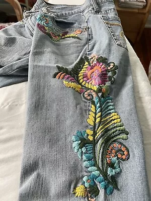 Z. Cavaricci AUTHENTIC VINTAGE EMBROIDERED JEANS. Hard To Find/gorgeous Detail • $22