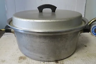 Vintage Wearever 4 QT Dutch Oven Pan • $10.36