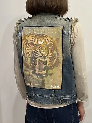 Drop Deals Denim Vest Stuffed Tiger Size M • $105