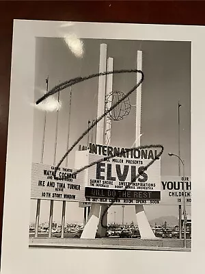 Elvis Presley 8x10 Photo • $3.99