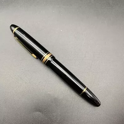 MONTBLANC Fountain Pen 146 Black Nib 14K • $329.68