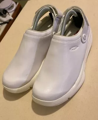 MBT Time Service Clog W Mules Womans 6.5 White Nurse Medical Field Work Service • $45