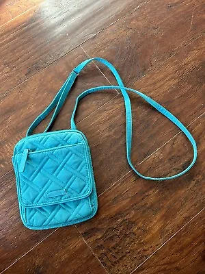 VERA BRADLEY FACTORY RFID QUILTED MINI HIPSTER  Teal Preowned • $19