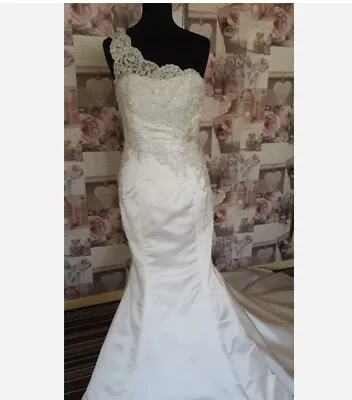 Maggie Sottero Wedding Dress Size 10/12 • £200