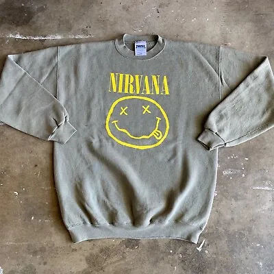 90s VINTAGE SWEATSHIRT NIRVANA SMILEY FACE SZ L NEVERMIND BLEACH T-SHIRT GRUNGE • $203.28