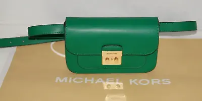 NWT Authentic MICHAEL KORS SLOAN EDITOR Palmetto Green Leather Flap Belt Bag • $119.99