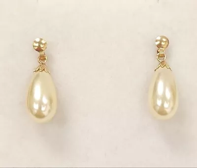 Vintage 9ct 375 Yellow Gold Earrings Classic Teardrop Simulated Pearl Drops • £10.50