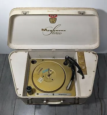 Vintage Magnavox Custom K600 Stereo Record Player Tube Phonograph Turntable • $121.50