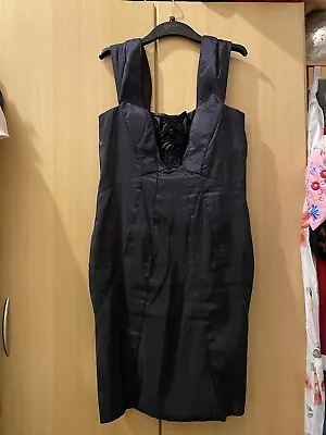 Libra Dress Size 14 • £44.40