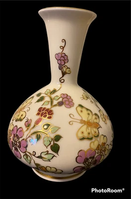 $29.95 • Buy Zsolnay Porcelain Vase 10076/60/026 Hand Painted W/ Gold Accents Mint Condition
