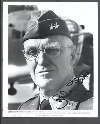 Robert Stack - 8x10 Signed Autograph Movie Still - Airplane - 1941 • $42.99