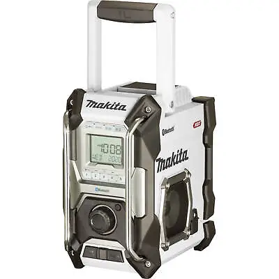 Makita MR002G Bluetooth Job Site Radio No Batteries • £168.95