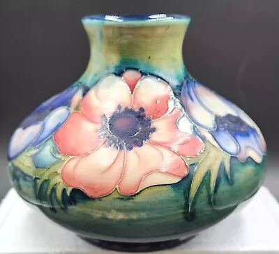 MOORCROFT Squat Floral ANEMONE Vase On Green Base Signed ENGLAND 1950S • $199.99