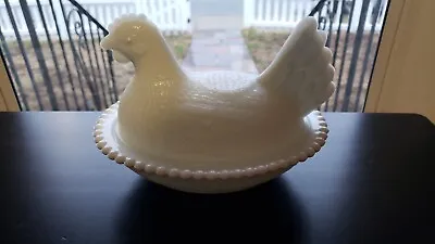 Vintage Indiana Glass Co Gloss White Milk Glass Nesting Hen • $18