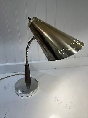 Gooseneck Lamp Vintage: Cone-Shaped Desk Lamp. Mid-Century Modern/Atomic Age • $22.76