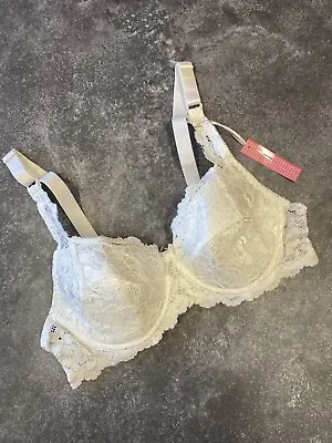 Soft Cream Bra With Floral Lace Overlay Lightly Padded Sizes 34B - 40E • £12