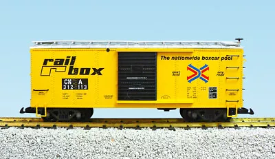 USA Trains R19100C G Rail Box/CN Simulated Wood Box Car (Yellow/Silver) #312115 • $69.80